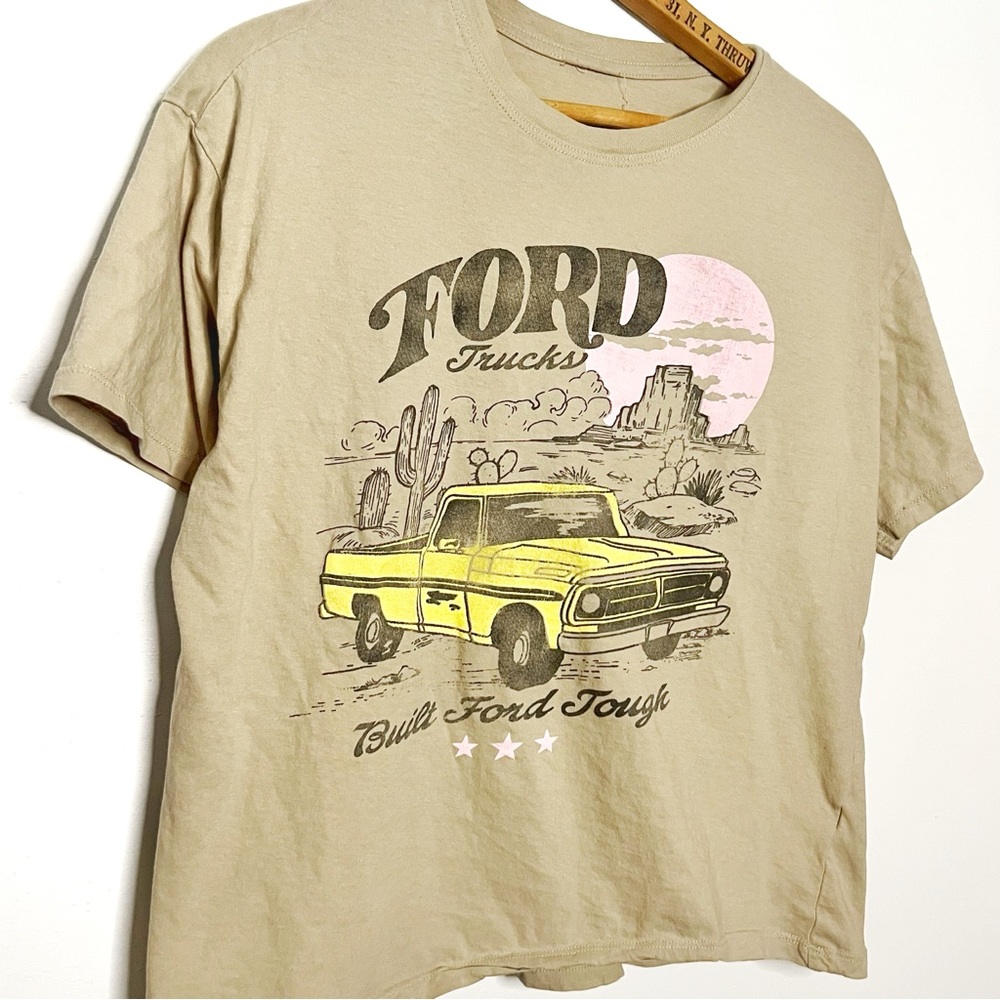 Ford | Graphic Tee - Picture 4 of 4